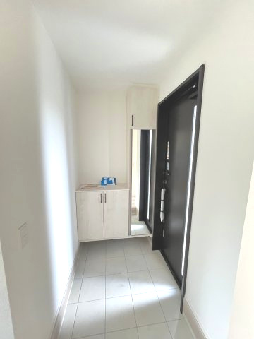 【玄関】 | 糟屋郡粕屋町江辻6期　1号棟（全1棟）【仲介手数料無料・0円】 | 現地写真。