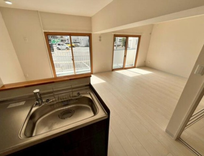 【居間・リビング】 | 第二天神山コーポ