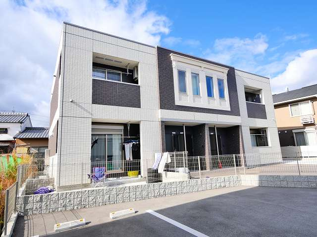 ドマーニⅡの外観