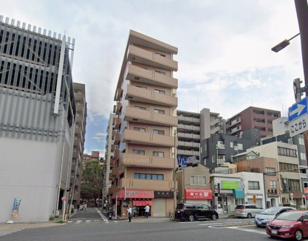 ストークパレス横浜の外観