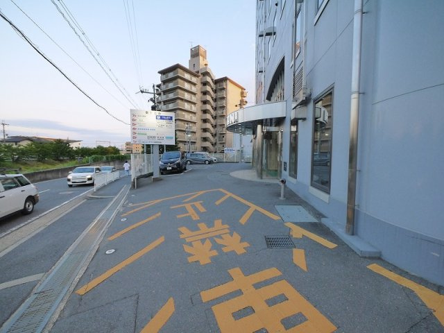 泉谷ビルの駐車場