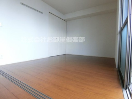 ボスコルーチェの洋室|ゆったりした洋室です