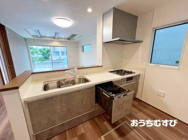 名東区貴船(全3棟)のキッチン