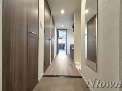 【玄関】 | プレサンス上前津ディアシス | 明るい玄関です