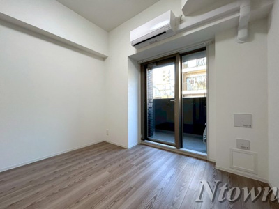 【居間・リビング】 | プレサンス上前津ディアシス | こちらの居間で趣味の時間をお楽しみください