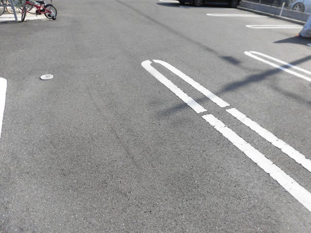 ステージ　フュー１２の駐車場