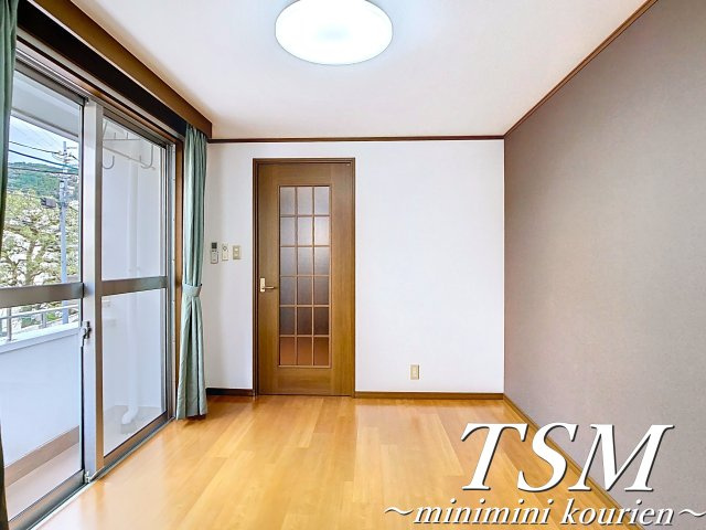 ハイツ浄土寺の洋室