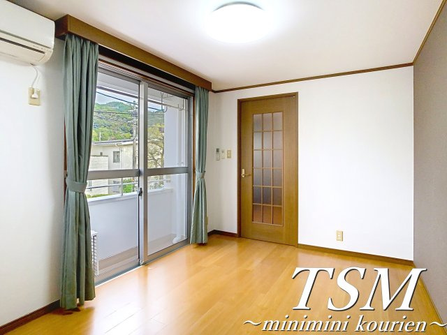 ハイツ浄土寺の洋室