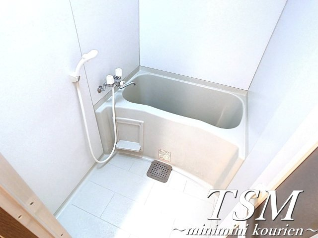 ハイツ浄土寺の浴室