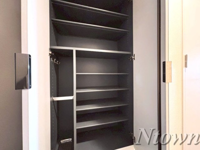 【収納】 | プレサンス名古屋駅ゲート | 大きなスペースがあり、収納には困りません