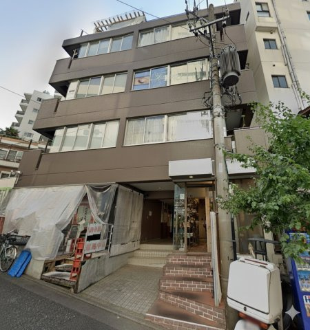 一番町フェニックスビルの外観