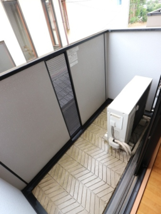 ノーブル富里のバルコニー