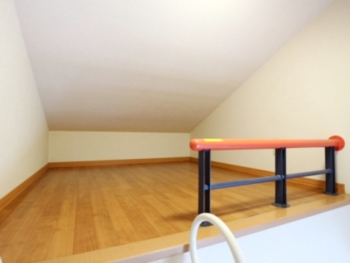 ノーブル富里の寝室