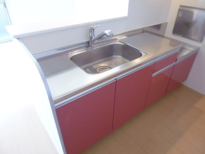 アヴニールのキッチン|きれいなキッチンです