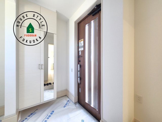 福岡市東区八田3丁目第11-2棟（2号棟）　の内観：施工例|二重ロックでしっかり防犯対策ができます。