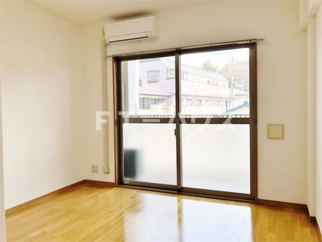 アネックスの居間・リビング