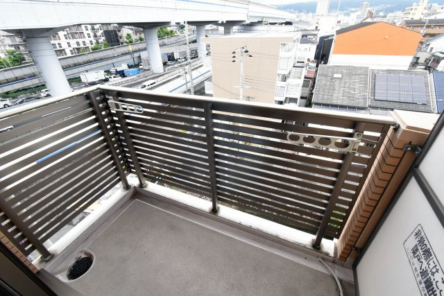 Sempre Vita甲子園のバルコニー