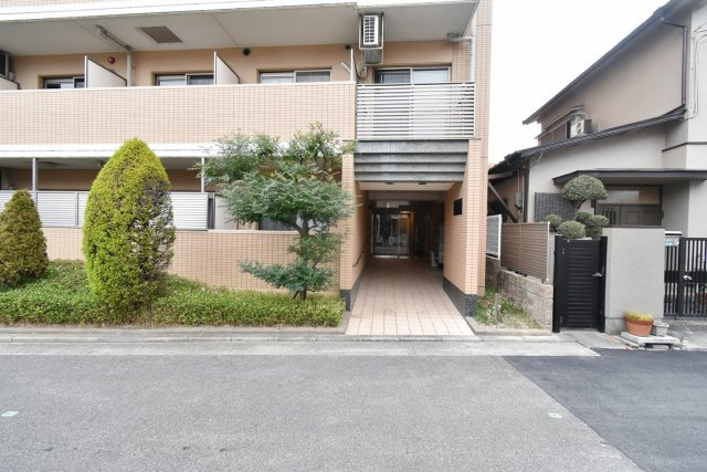 Sempre Vita甲子園のエントランス