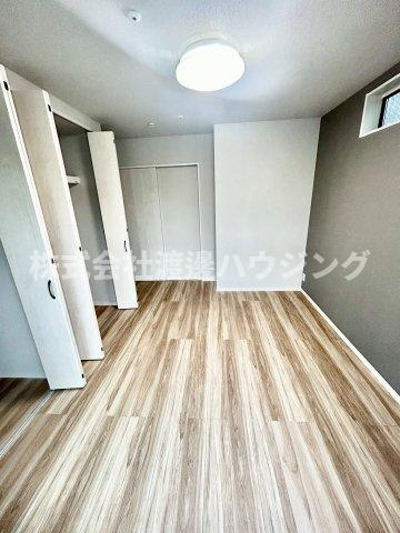 広瀬4丁目一戸建の洋室