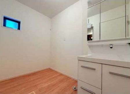 仲介手数料無料　KEIAI GRACE入間市東藤沢８期の独立洗面台