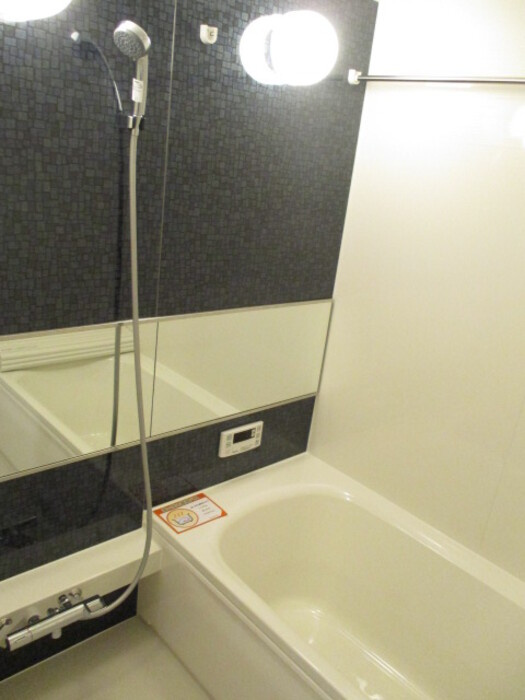 オッツ梅満の浴室|日々の暮らしに欠かせないお風呂です