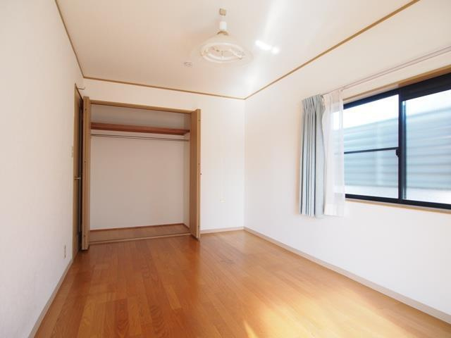 松園町戸建ての収納