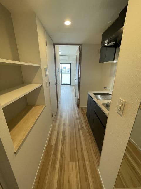 クレストコート蔵前ステーションフロントの玄関