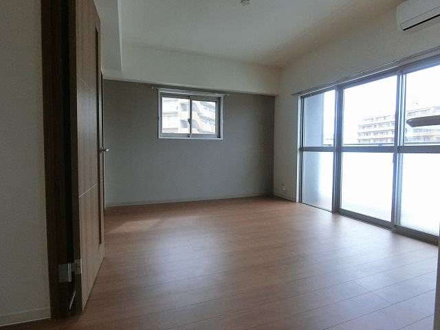 グランシャリオ諏訪野の居間・リビング|同タイプ参考※現況優先
