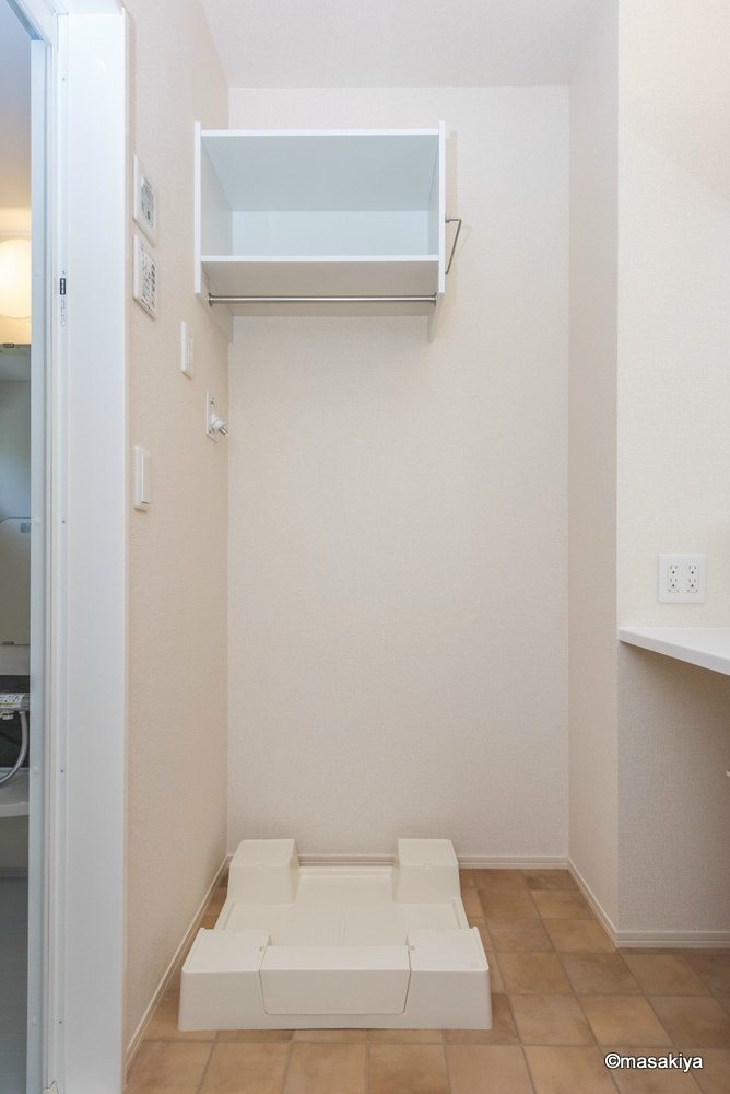サンハイムの洗面所|室内洗濯機置き場