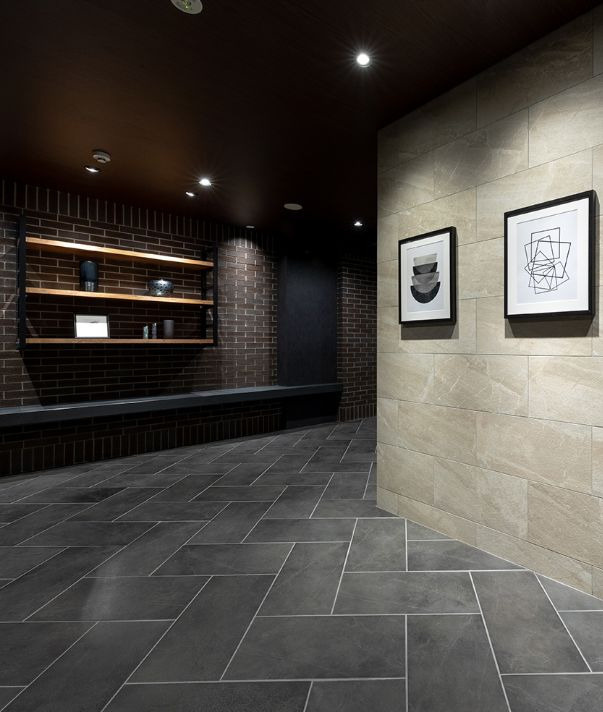 LANDIC S4173の駐車場