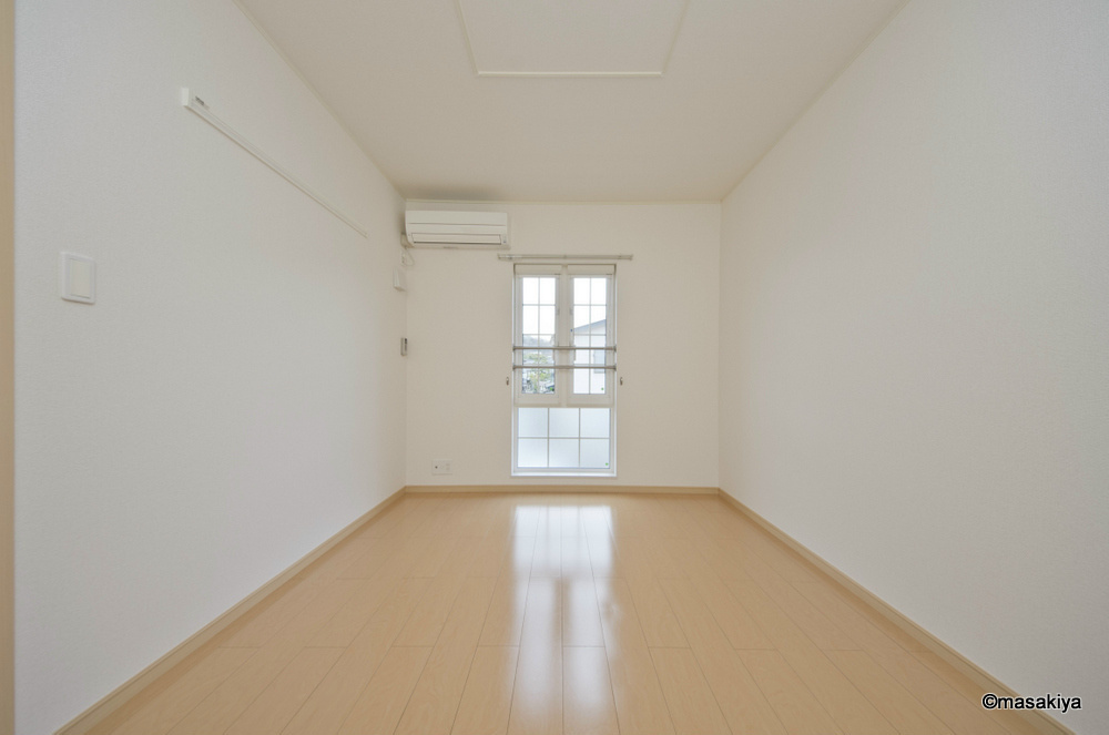 Sarai和の寝室|ベッドルーム　エアコン付き