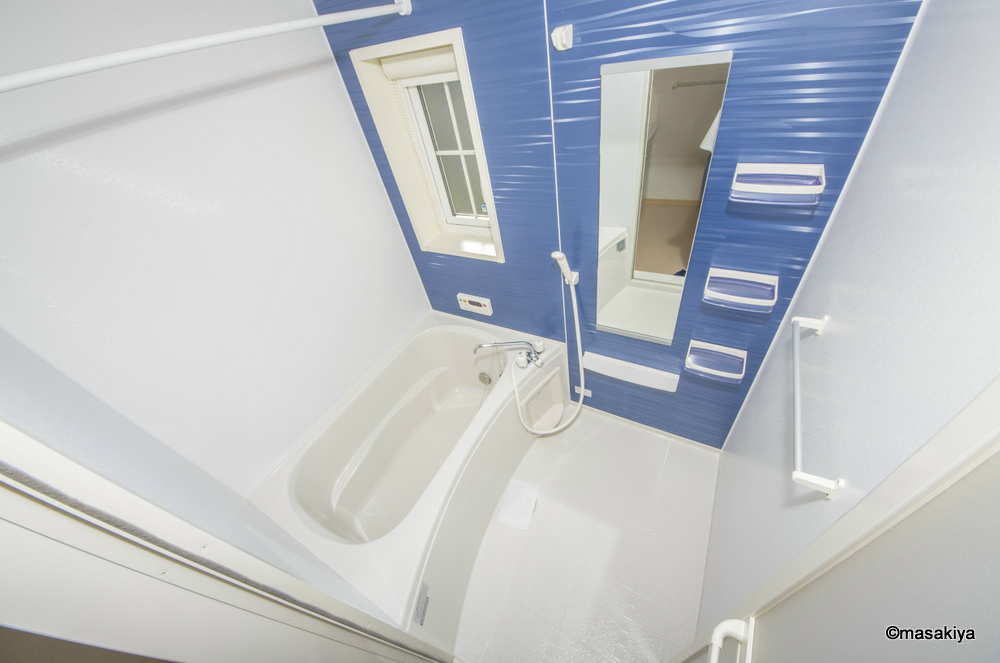 Sarai和の浴室|お風呂　追い焚き・浴室乾燥機付きです。