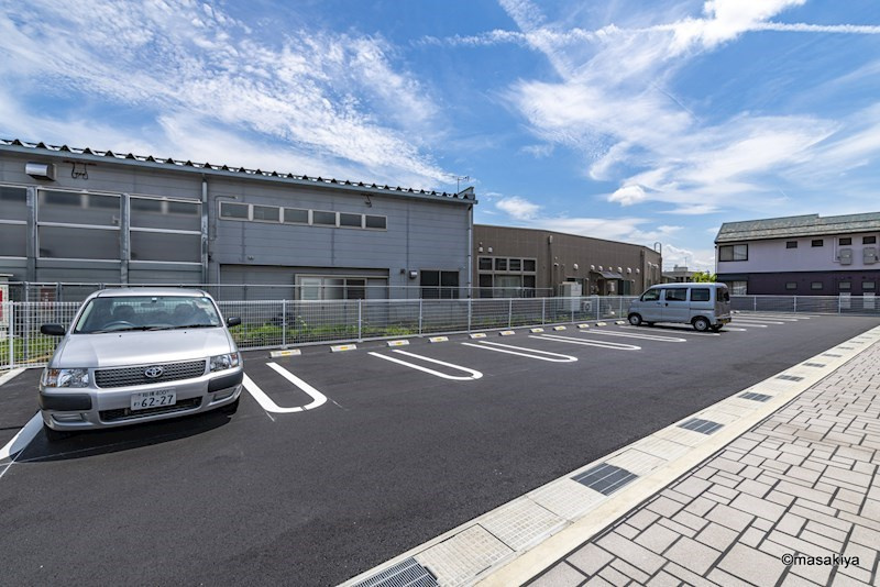 ジュピターの駐車場|駐車場