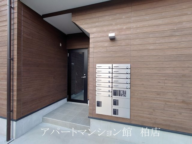 RIZE柏たなかⅢのエントランス