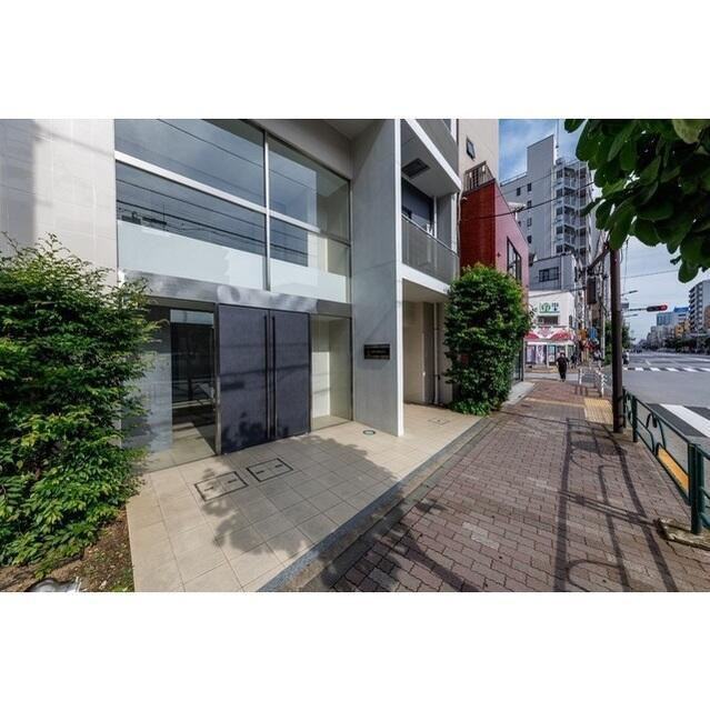 コンフォリア押上のエントランス| 