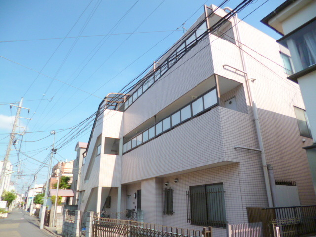 ヴィラウィステリアの外観|★外壁タイル貼のマンションです★