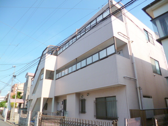 ヴィラウィステリアのエントランス|★人気の中央線利用可★