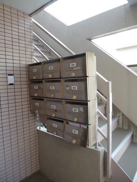 ヴィラウィステリアのセキュリティ|★メールＢＯＸ★