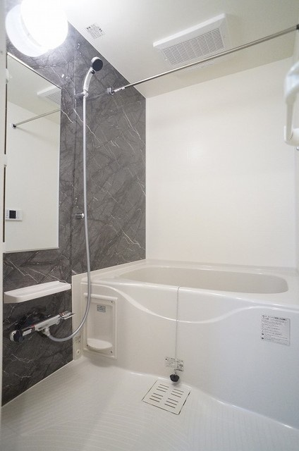 クリ・プラメージュⅡの浴室|バス