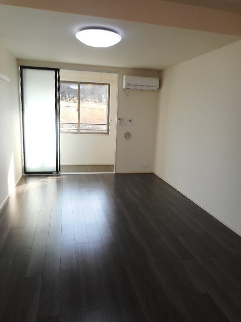 シンシアの居間・リビング|居室・リビング