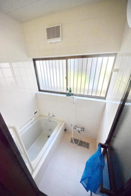 【浴室】戸倉2丁目貸家