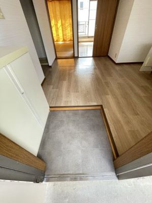 【玄関】 | クラスタ南万騎が原B