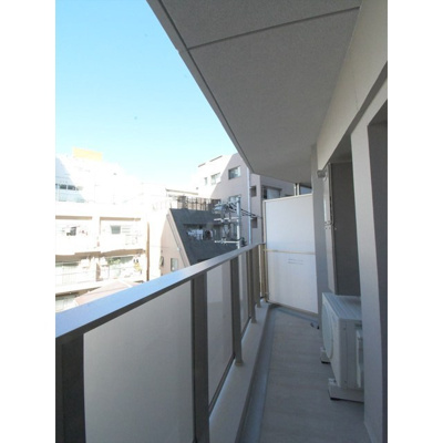 【バルコニー】 | ラクレイス横濱関内