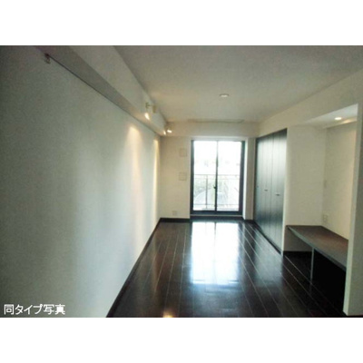 【居間・リビング】コンフォリア北参道