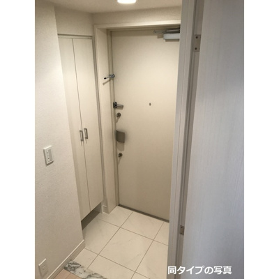 【玄関】コンフォリア東池袋ＥＡＳＴ