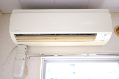 エアコンが１台付いてます
