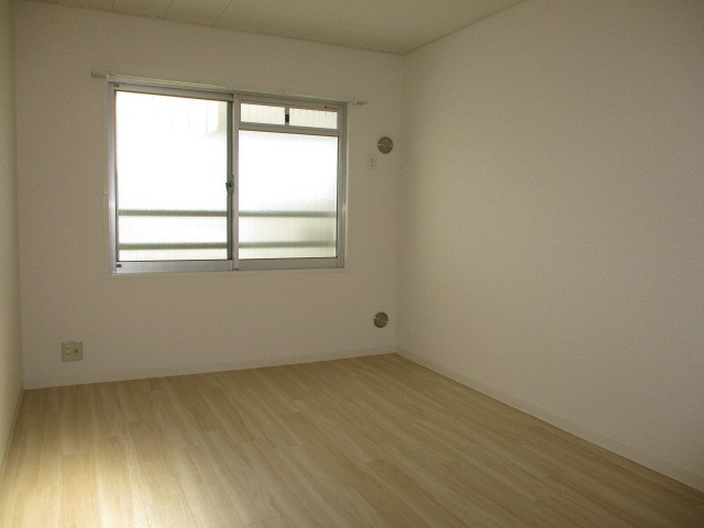 清川五番館の寝室