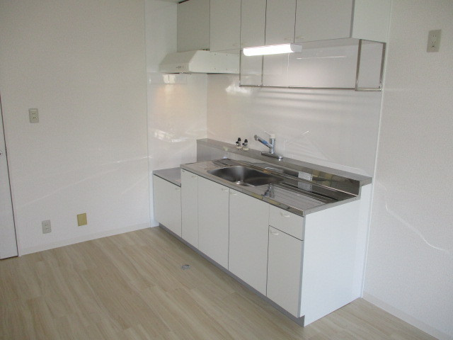 清川五番館のキッチン