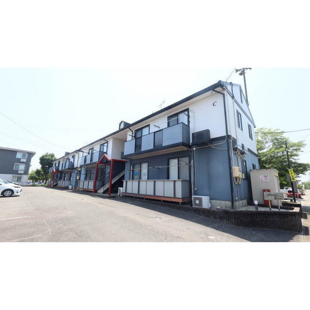 各務原市鵜沼南町３丁目のアパートの外観