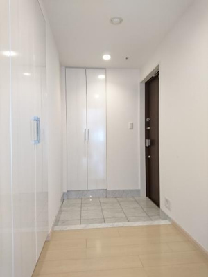 【玄関】 | 虎ノ門法曹ビルレジデンス